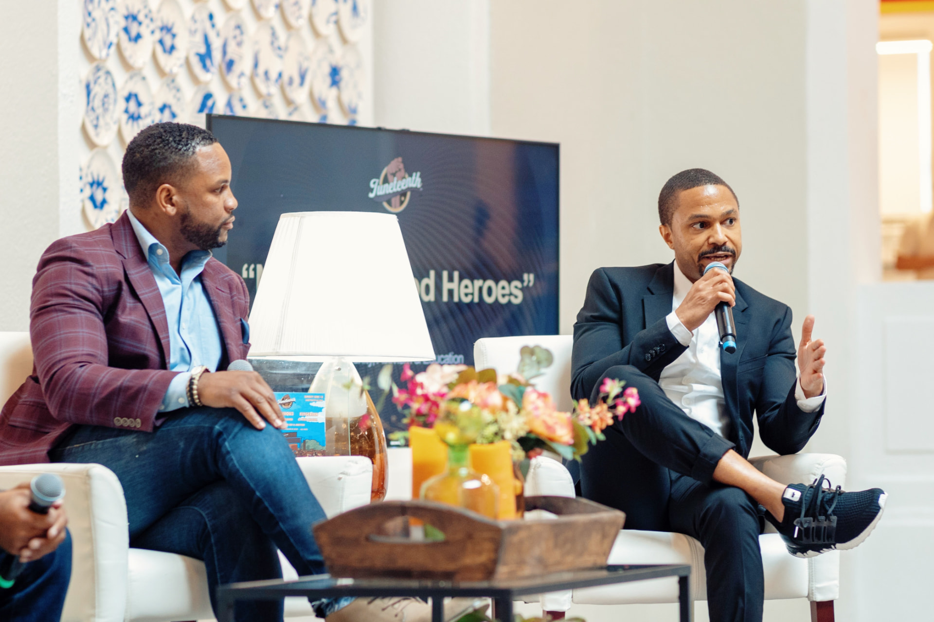 Aquaus Kelley speaking on a panel